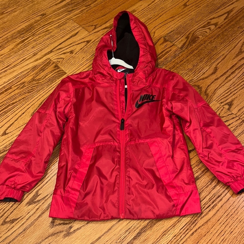 Nike Boy’s Red Jacket Size M 5/6